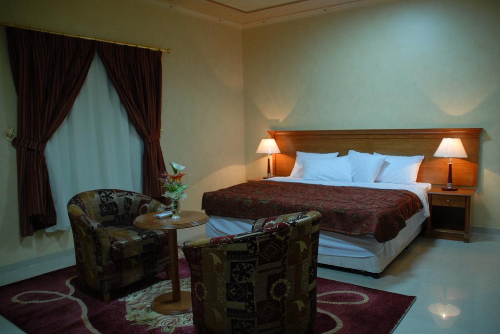 Al Fanar Al Alamaya 3- Hay'aa Malakeya entrance Yanbu Dış mekan fotoğraf